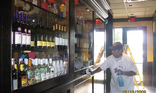Restaurant and Bar cleaning outsourced Restaurant and Bar cleaning outsourced