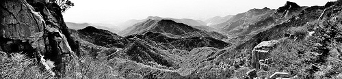 Pano: 象鼻峰青雲洞 (象鼻峰青云洞 “Elephant Trunk Peak Green Cloud Cave”) / 山東省泰安市泰山 (山东省泰安市泰山 Mount Tai, Tai’an City, Shandong Province) / 中國旅遊 中国旅游 China Tourism / SML.20121011.7D.09602-09605.Pano.BW Pano: 象鼻峰青雲洞 (象鼻峰青云洞 “Elephant Trunk Peak Green Cloud Cave”) / 山東省泰安市泰山 (山东省泰安市泰山 Mount Tai, Tai’an City, Shandong Province) / 中國旅遊 中国旅游 China Tourism / SML.20121011.7D.09602-09605.Pano.BW